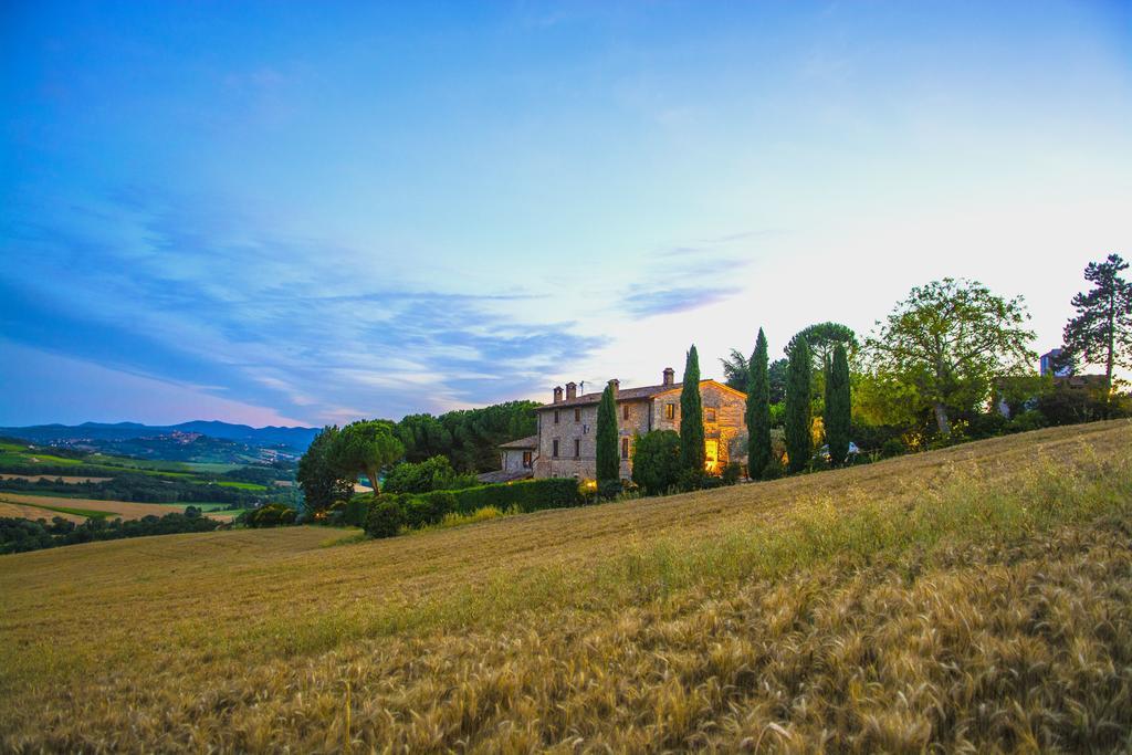 Agriturismo Casale Dei Frontini San Terenziano المظهر الخارجي الصورة