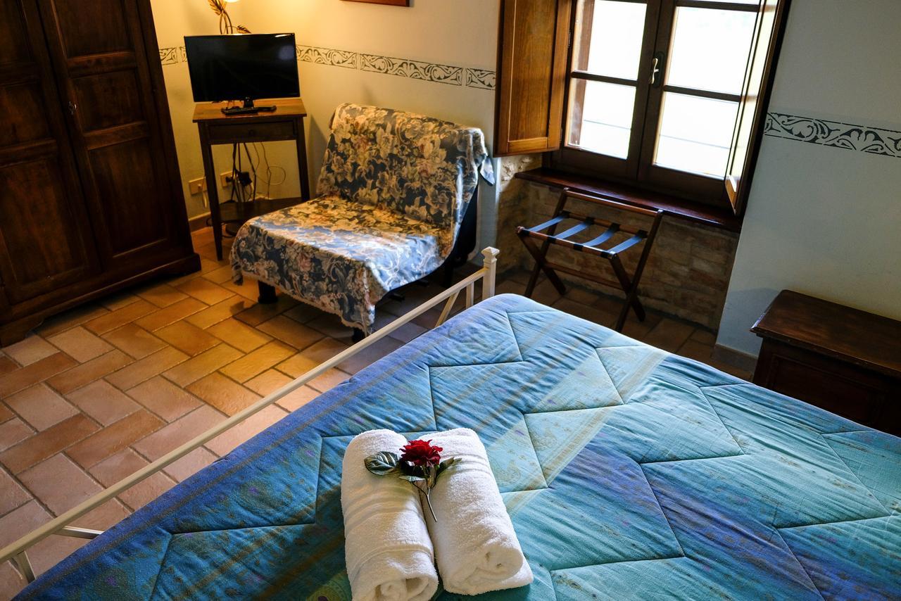 Agriturismo Casale Dei Frontini San Terenziano المظهر الخارجي الصورة