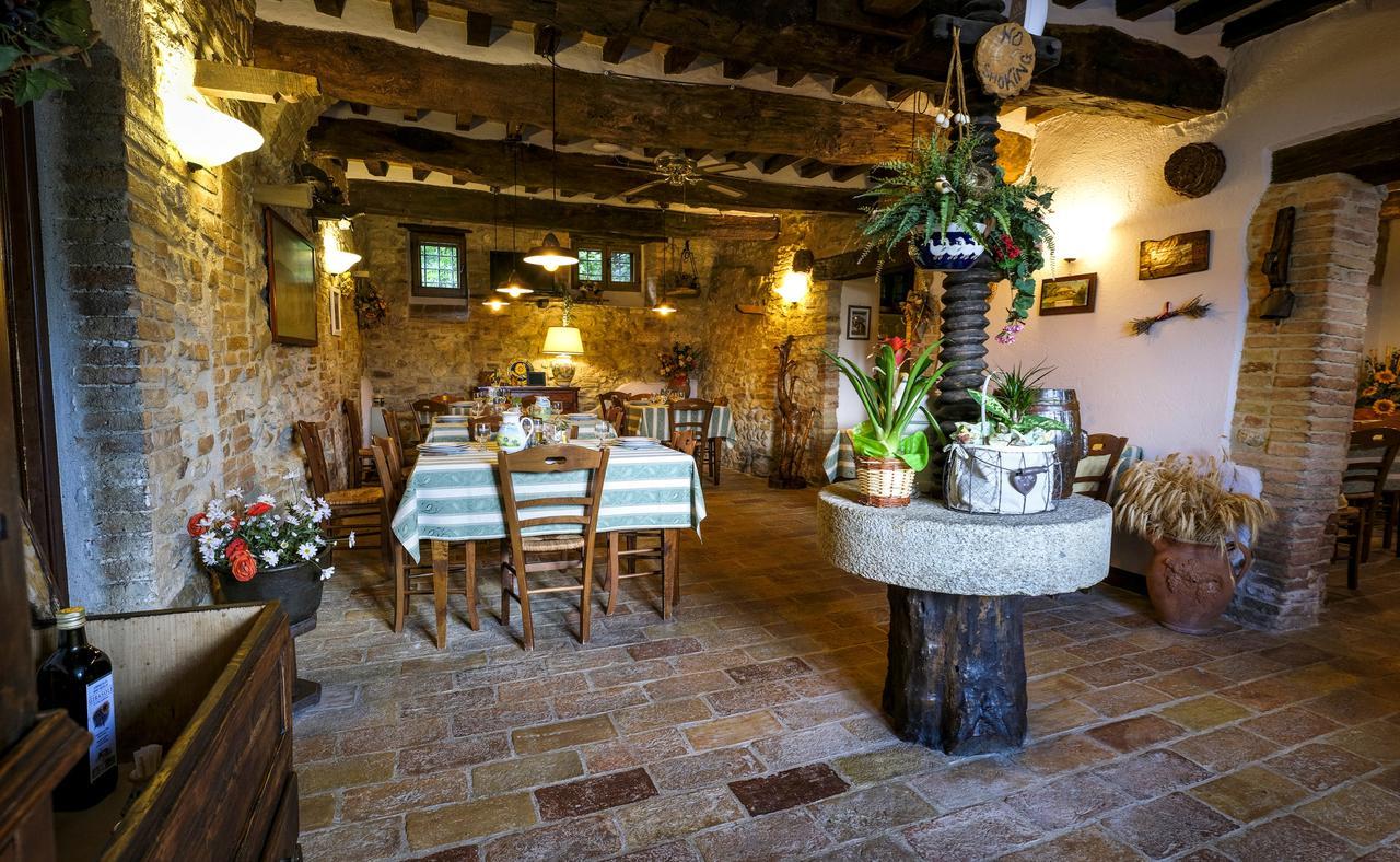 Agriturismo Casale Dei Frontini San Terenziano المظهر الخارجي الصورة