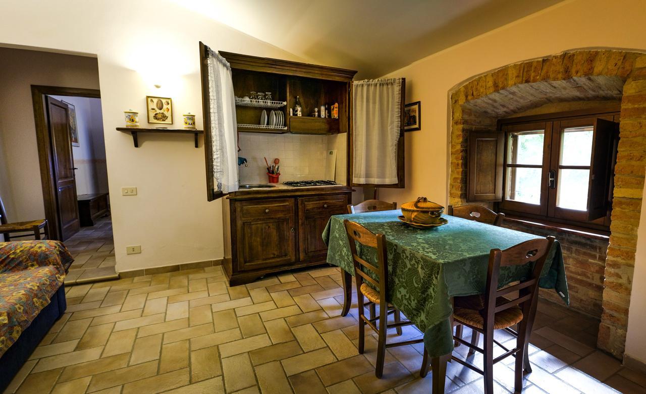 Agriturismo Casale Dei Frontini San Terenziano المظهر الخارجي الصورة
