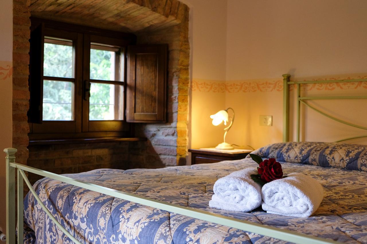 Agriturismo Casale Dei Frontini San Terenziano المظهر الخارجي الصورة
