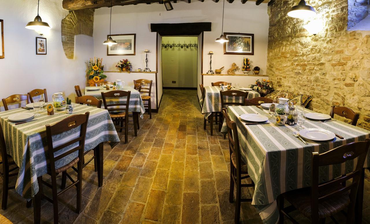 Agriturismo Casale Dei Frontini San Terenziano المظهر الخارجي الصورة