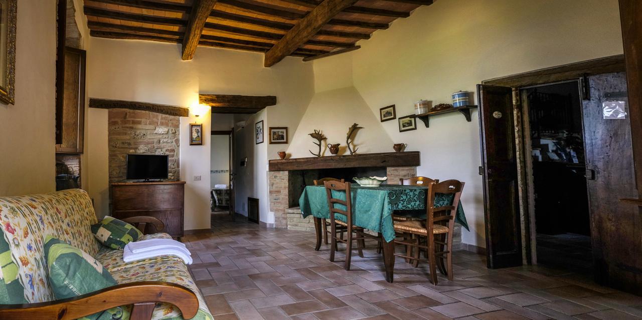 Agriturismo Casale Dei Frontini San Terenziano المظهر الخارجي الصورة